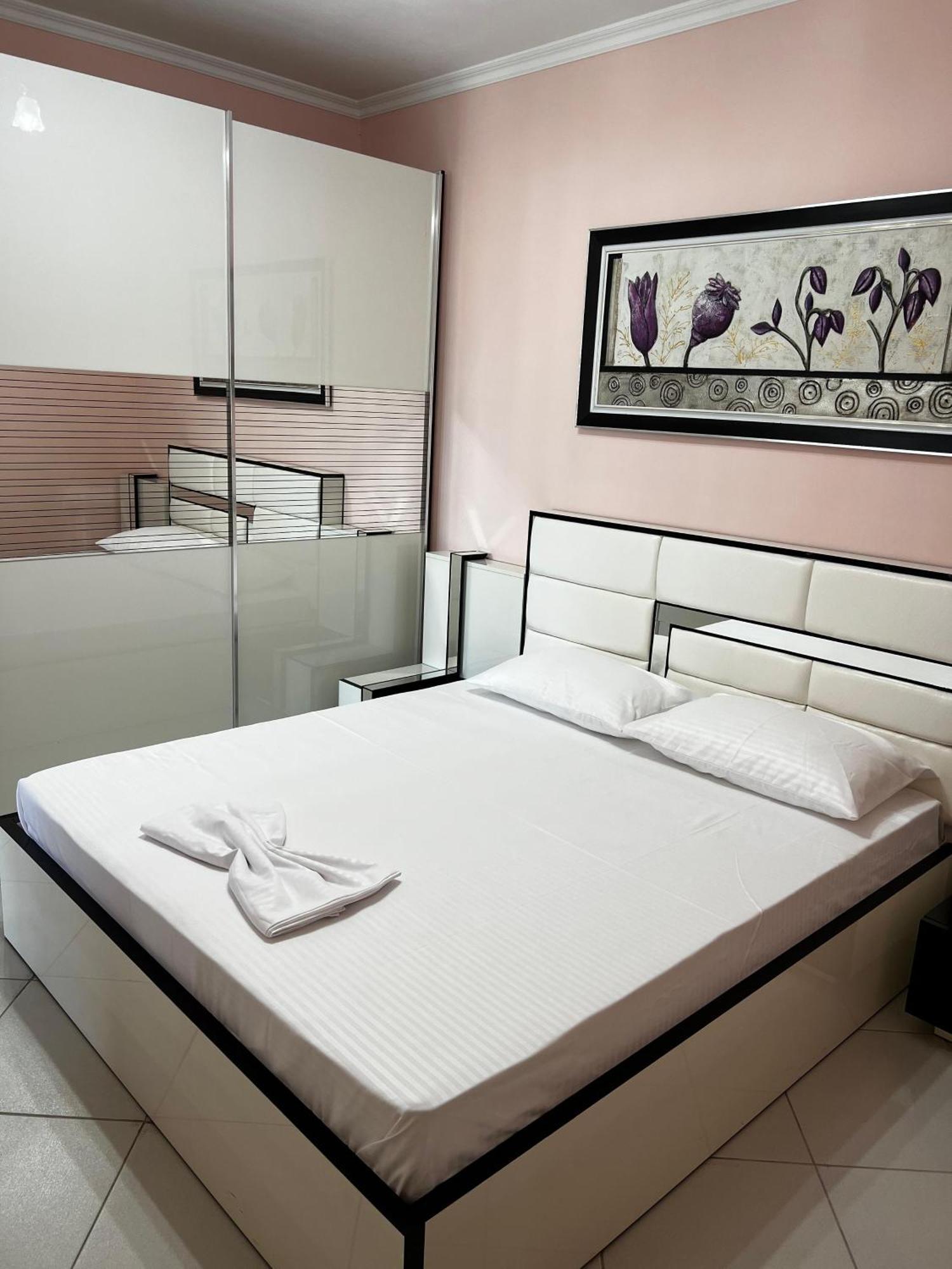 Amy'S Luxury Appartment شكودر المظهر الخارجي الصورة