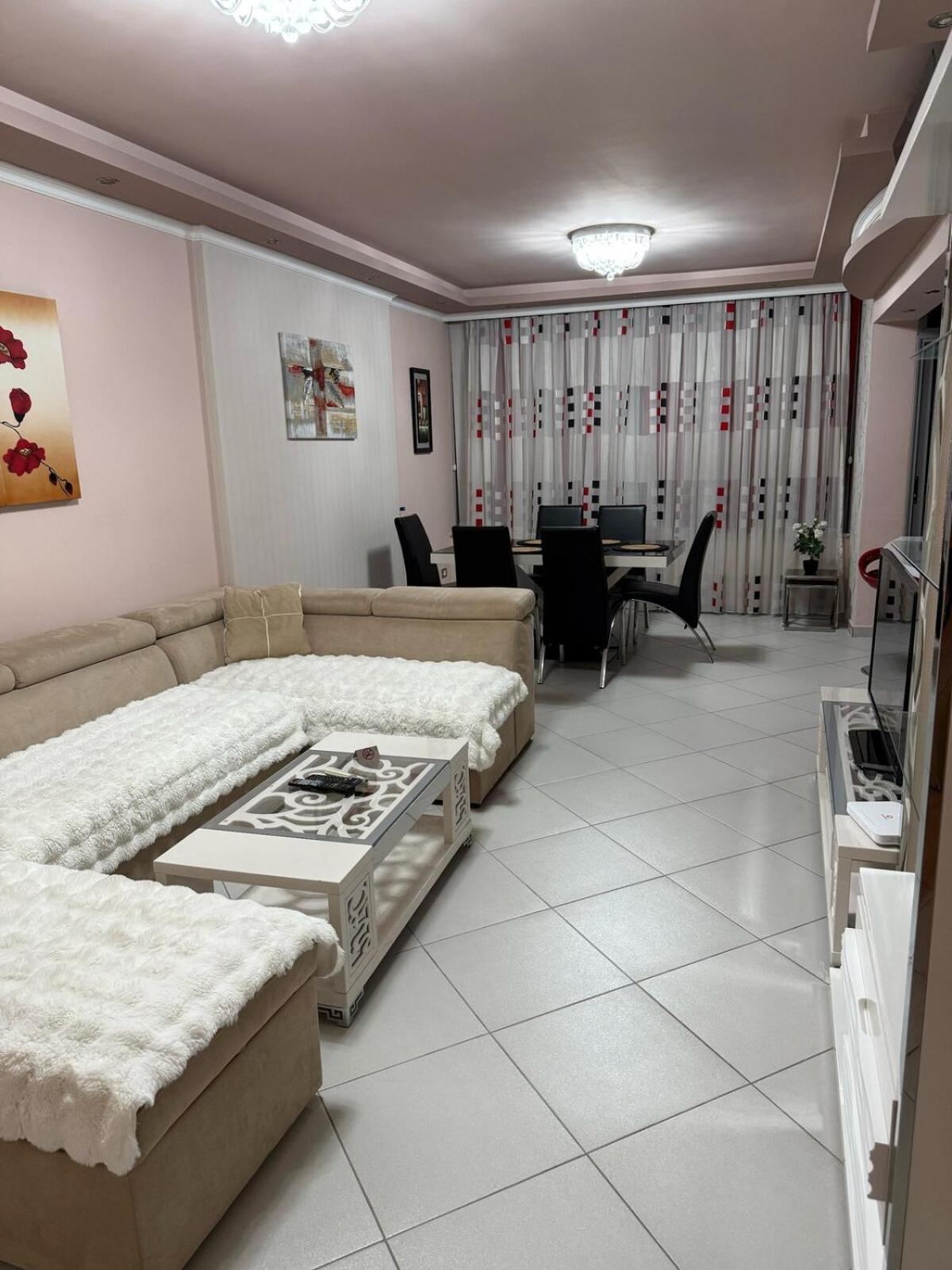 Amy'S Luxury Appartment شكودر المظهر الخارجي الصورة