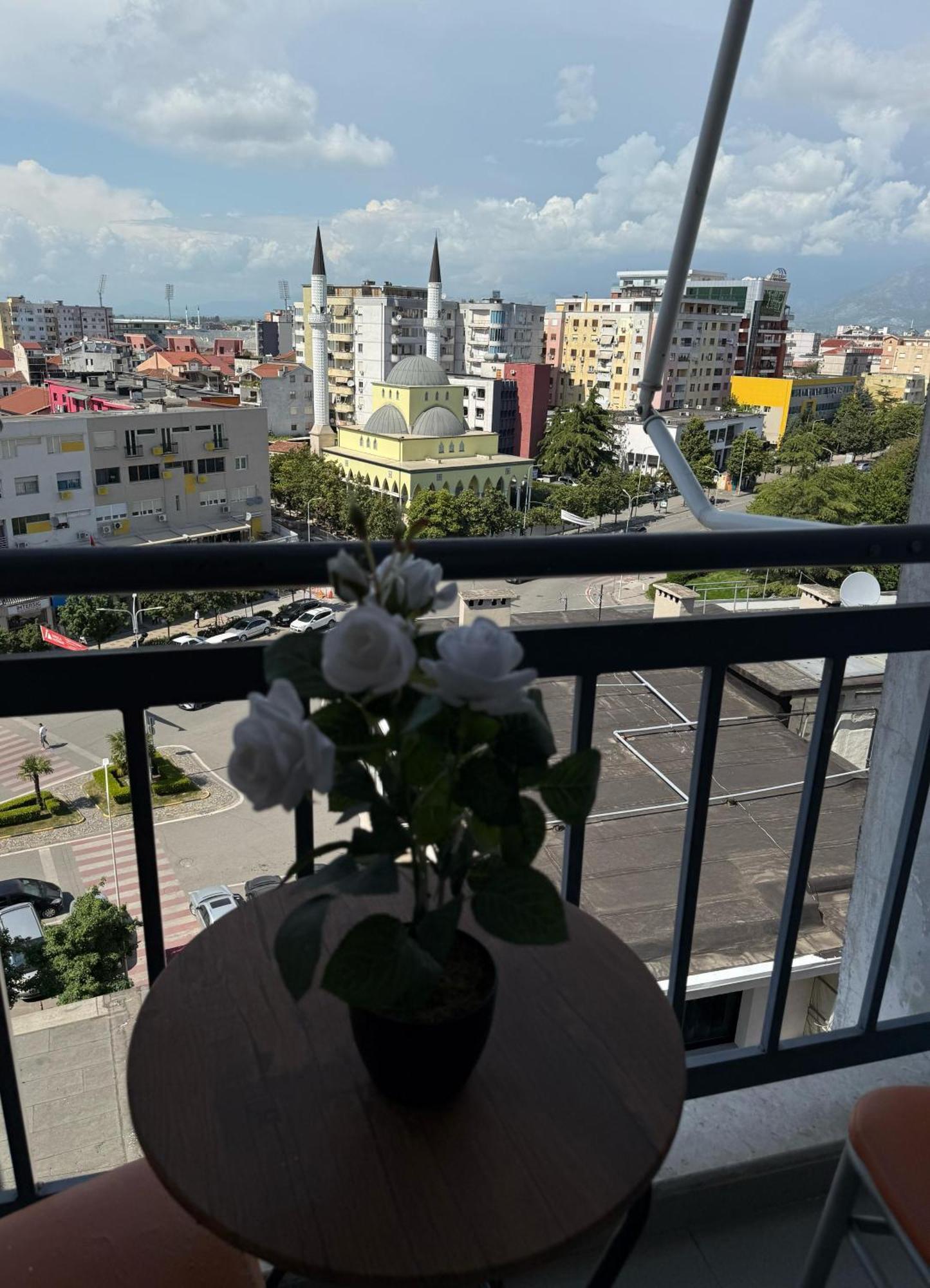 Amy'S Luxury Appartment شكودر المظهر الخارجي الصورة