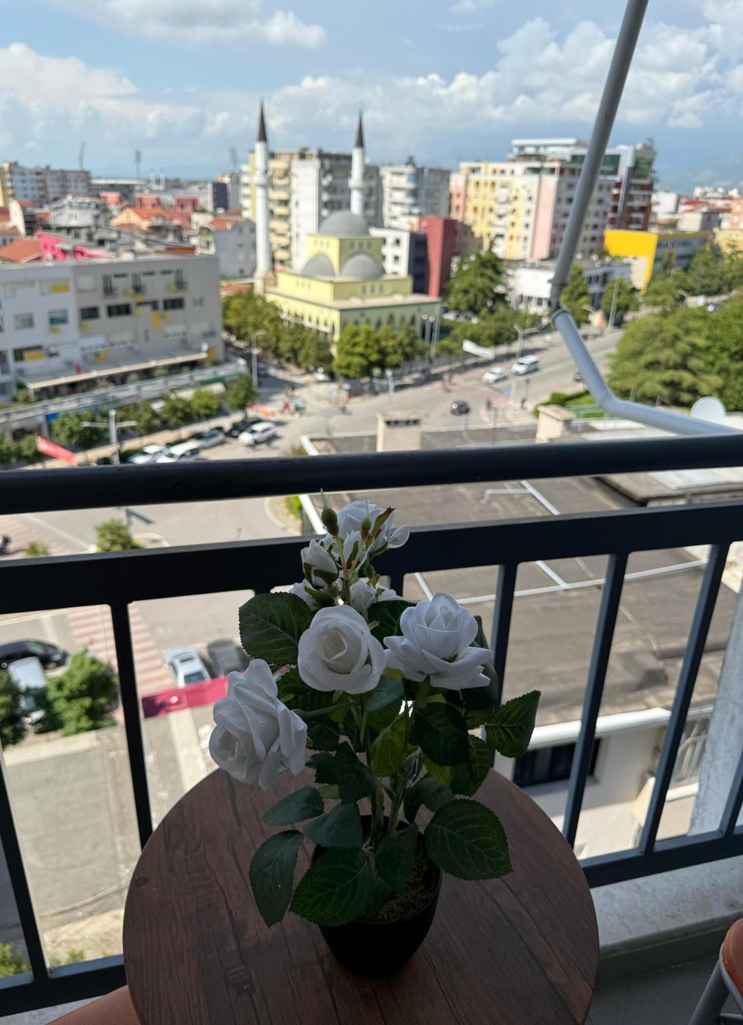 Amy'S Luxury Appartment شكودر المظهر الخارجي الصورة